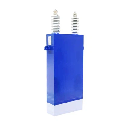 Mwayen vòltaj kondansateur